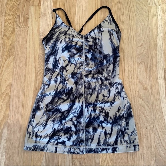 Lululemon Power Y Tank *Luon EUC size 6 - Picture 3 of 7